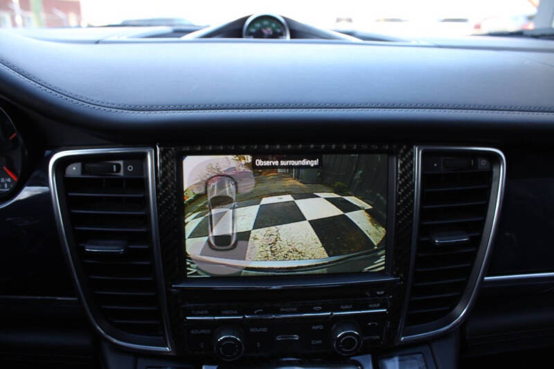 2015 Porsche Panamera GTS