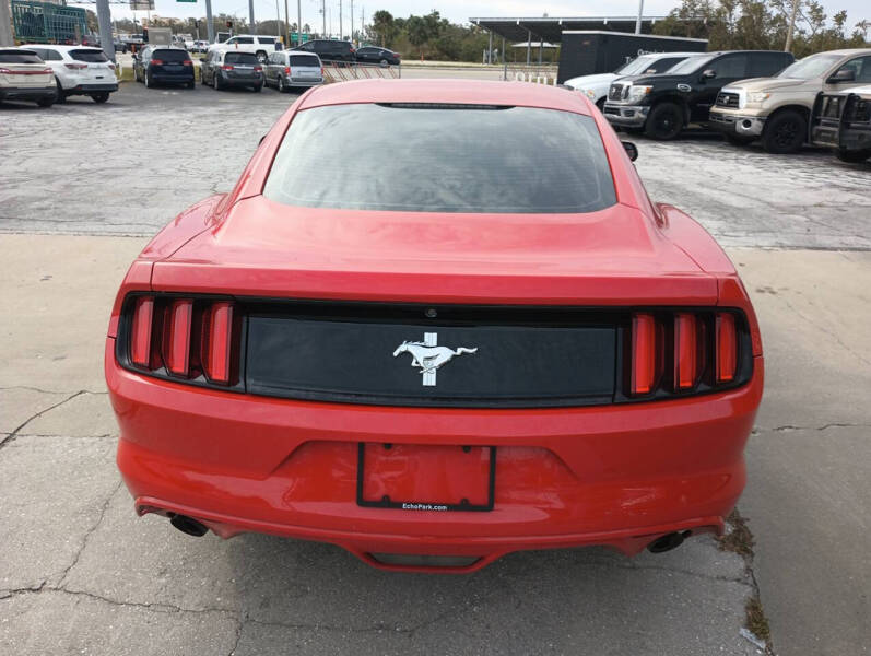 2016 Ford Mustang V6