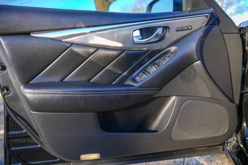 2016 Infiniti Q50 2.0T