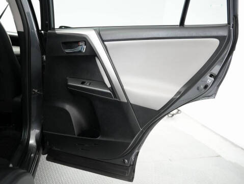 2017 Toyota RAV4 Hybrid XLE