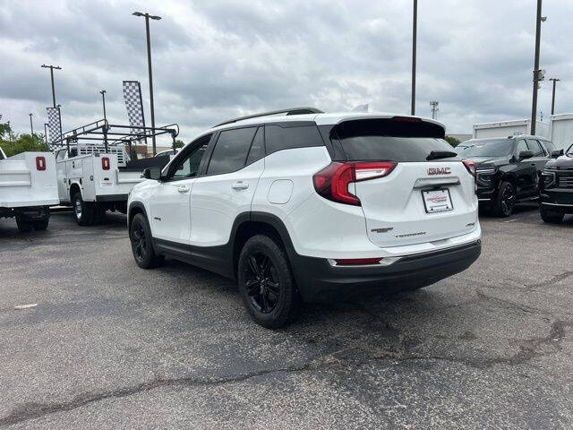 2023 GMC Terrain AT4