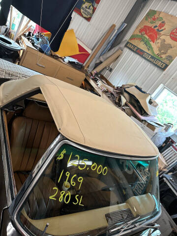 1969 Mercedes-Benz 280-Class