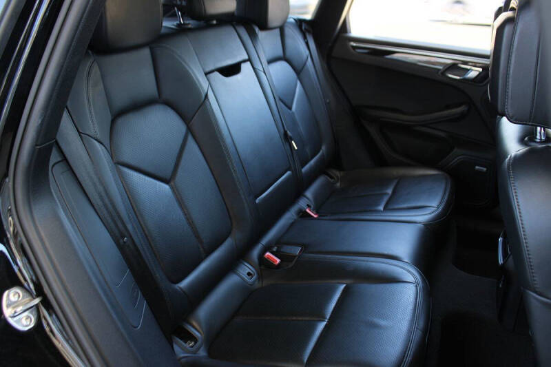 2021 Porsche Macan