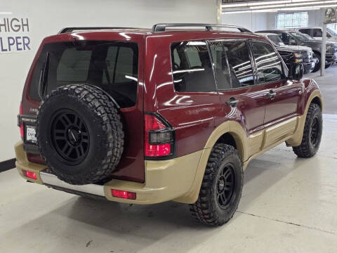 2002 Mitsubishi Montero XLS