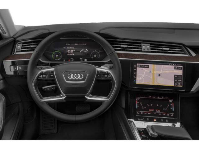 2021 Audi e-tron quattro Premium Plus