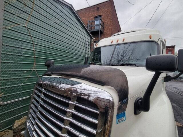 2017 Freightliner Cascadia