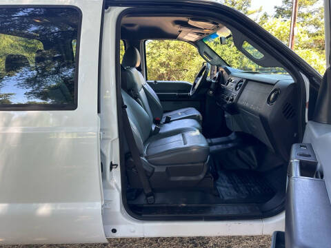 2011 Ford F-350 Super Duty XL