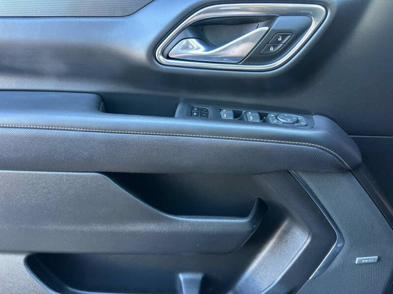 2023 GMC Yukon AT4