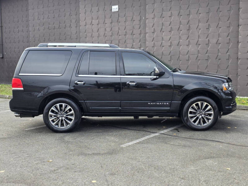 2016 Lincoln Navigator Select
