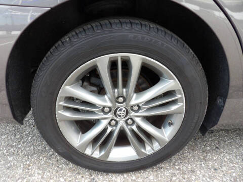 2017 Toyota Camry SE