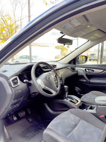 2016 Nissan Rogue SV