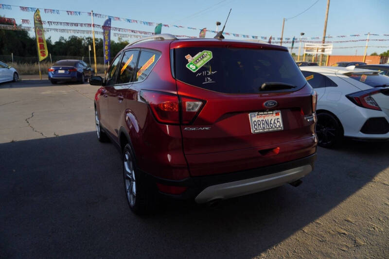 2019 Ford Escape Titanium