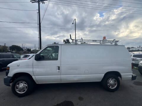 2013 Ford E-Series E-150