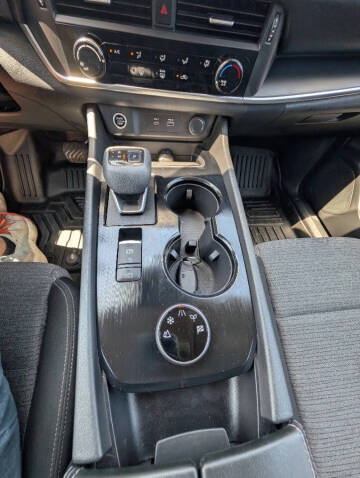 2021 Nissan Rogue S