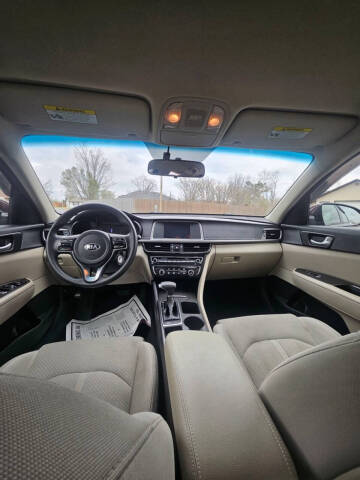 2018 Kia Optima LX