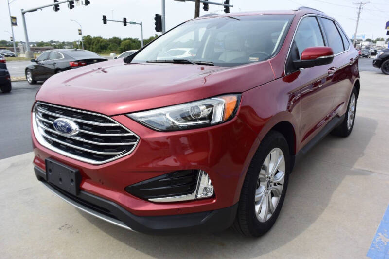 2020 Ford Edge Titanium