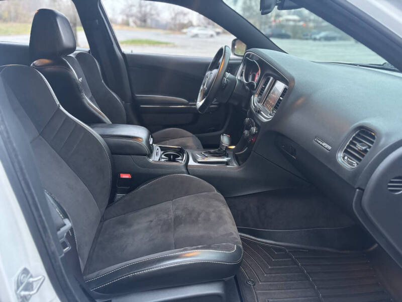 2016 Dodge Charger SRT Hellcat