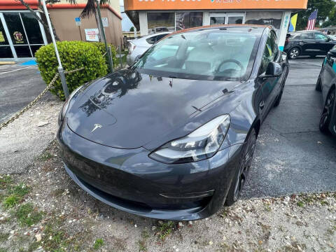 2021 Tesla Model 3 for sale at VALDO AUTO SALES in Hialeah FL