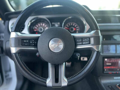 2014 Ford Mustang V6 Premium