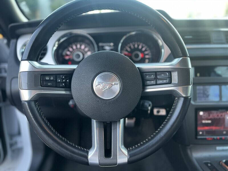 2014 Ford Mustang V6 Premium
