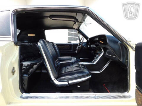 1966 Ford Thunderbird