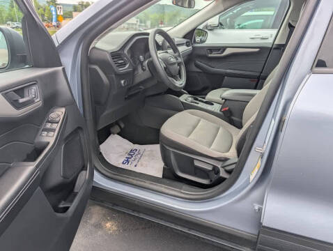 2022 Ford Escape S