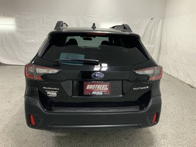 2022 Subaru Outback Premium