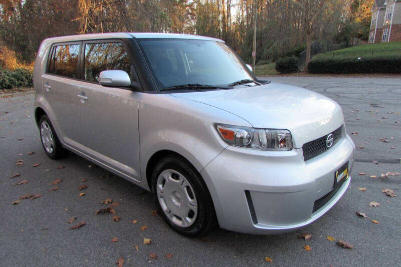 2010 Scion xB Base photo 8