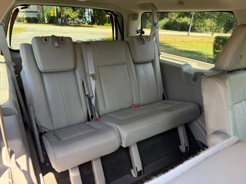 2017 Lincoln Navigator L Select