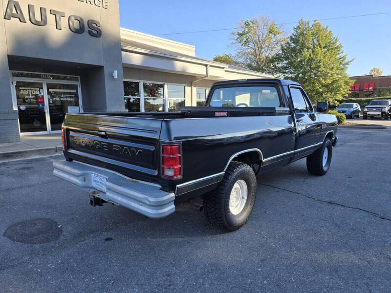 1988 Dodge RAM 100