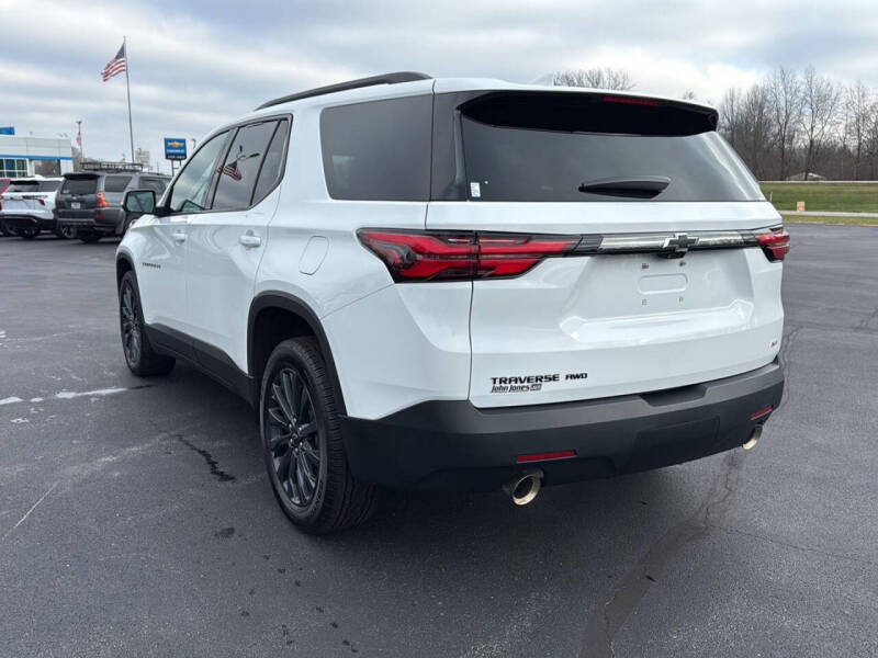 2023 Chevrolet Traverse RS