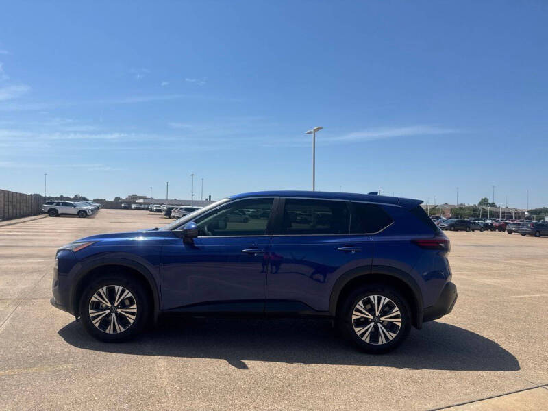 2022 Nissan Rogue SV