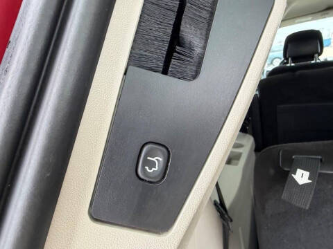 2012 Dodge Grand Caravan Crew
