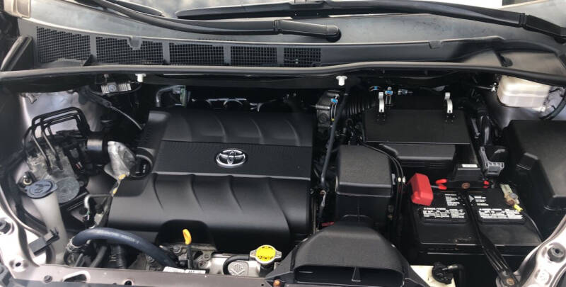 2016 Toyota Sienna LE Mobility 7-Passenger