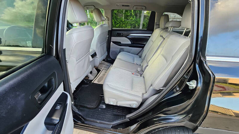 2016 Toyota Highlander LE Plus