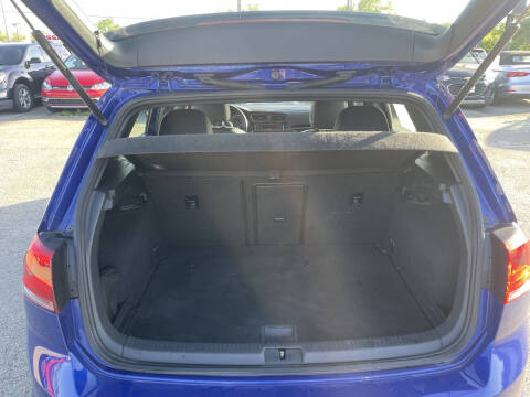 2016 Volkswagen Golf R 4Motion