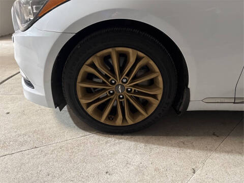 2015 Hyundai Genesis