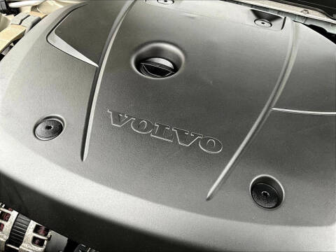 2018 Volvo S90 T5 Momentum