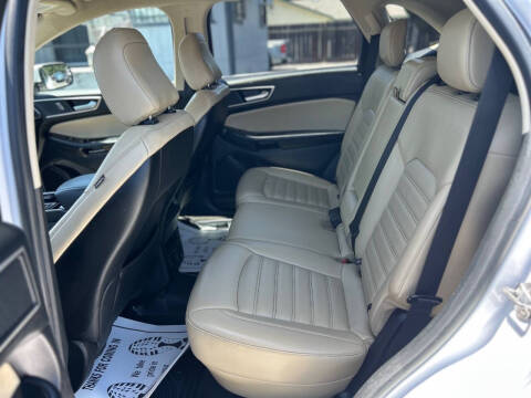 2020 Ford Edge SEL