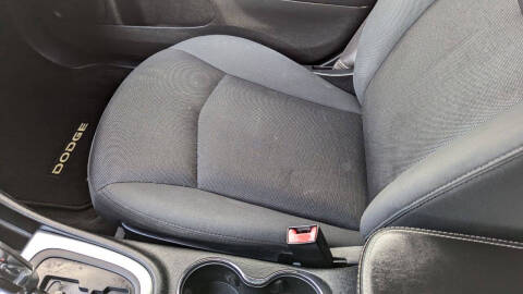 2012 Dodge Avenger SE