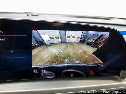 2025 Cadillac LYRIQ Luxury 1