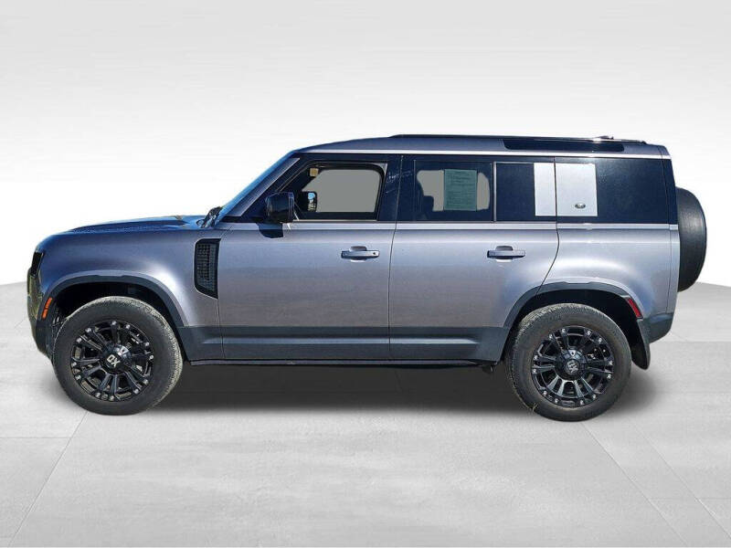 2020 Land Rover Defender 110 SE