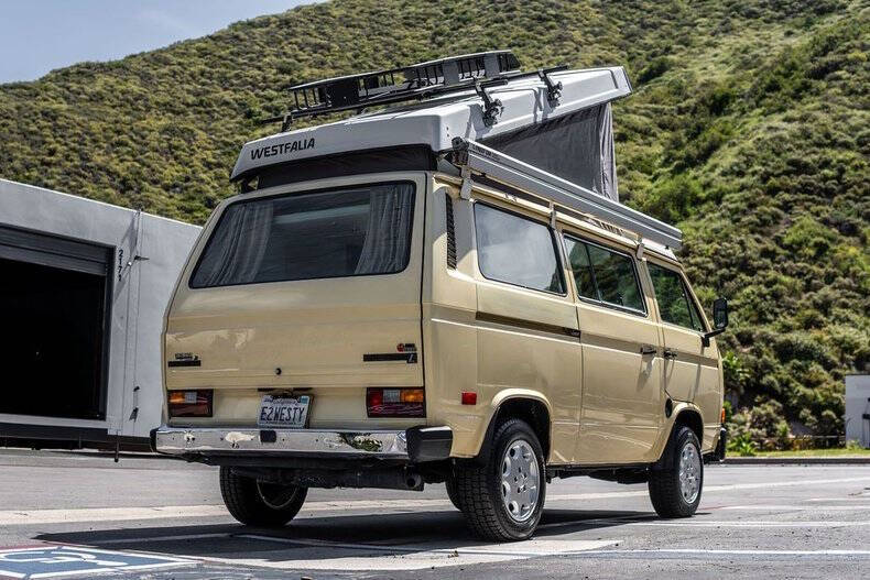 1982 Volkswagen Vanagon Camper