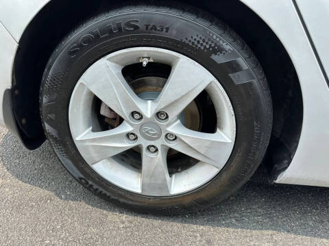 2012 Hyundai Elantra