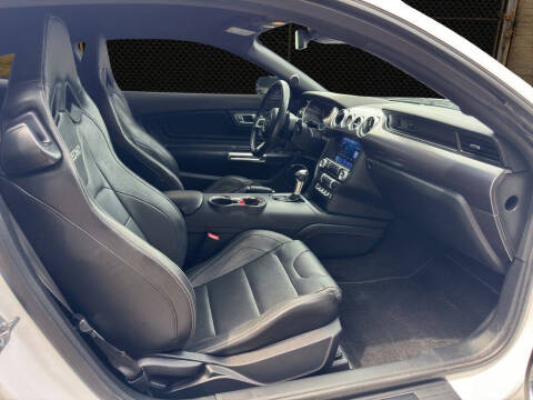 2022 Ford Mustang Mach 1