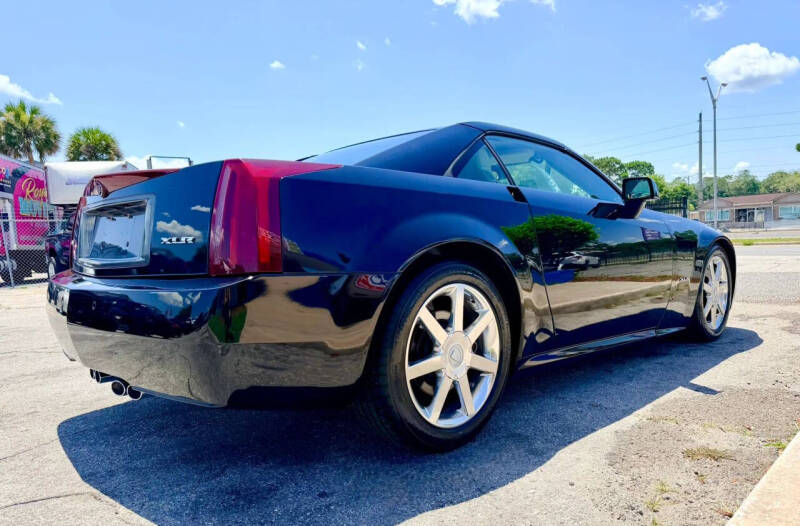 2004 Cadillac XLR