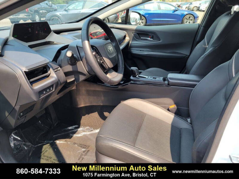 2024 Toyota Prius XLE