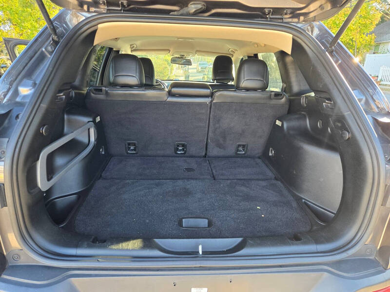 2018 Jeep Cherokee Latitude Plus