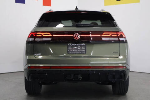 2026 Volkswagen Atlas Cross Sport SEL R-Line Black 4Motion