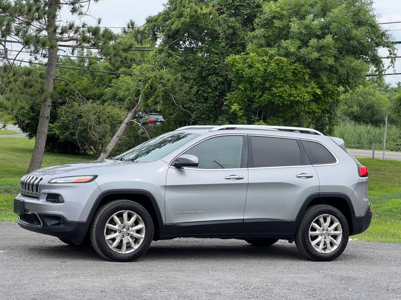 2016 Jeep Cherokee for sale at Town Auto Inc in Clifton Park, NY